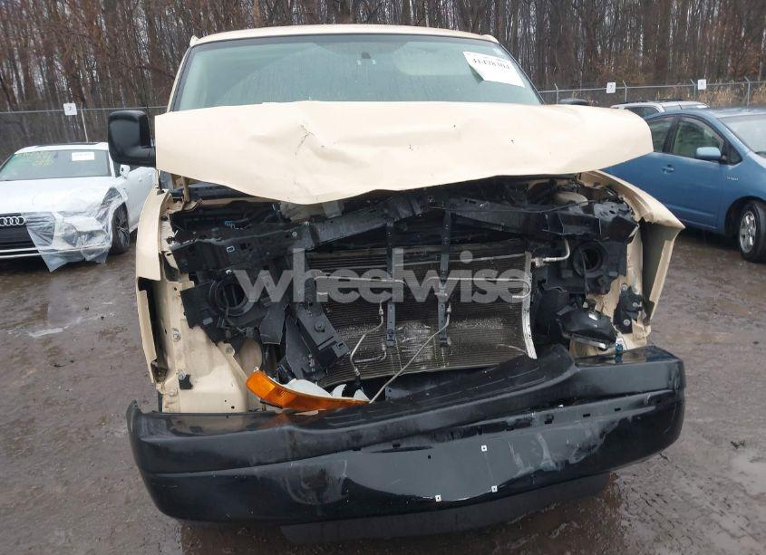 Photo 6 of 2016 Chevrolet Express 2500 WORK VAN (VIN 1GCWGAFF5G1266187)