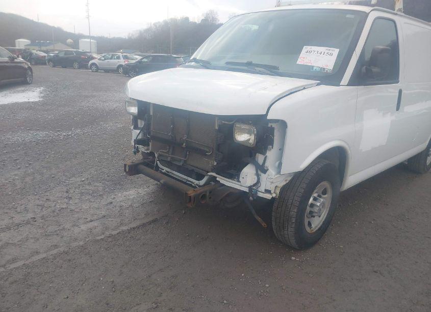 Photo 6 of 2017 Chevrolet Express 2500 WORK VAN (VIN 1GCWGAFF5H1118834)