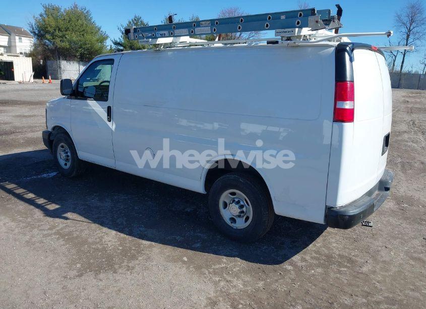 Photo 3 of 2017 Chevrolet Express 2500 WORK VAN (VIN 1GCWGAFF5H1141546)