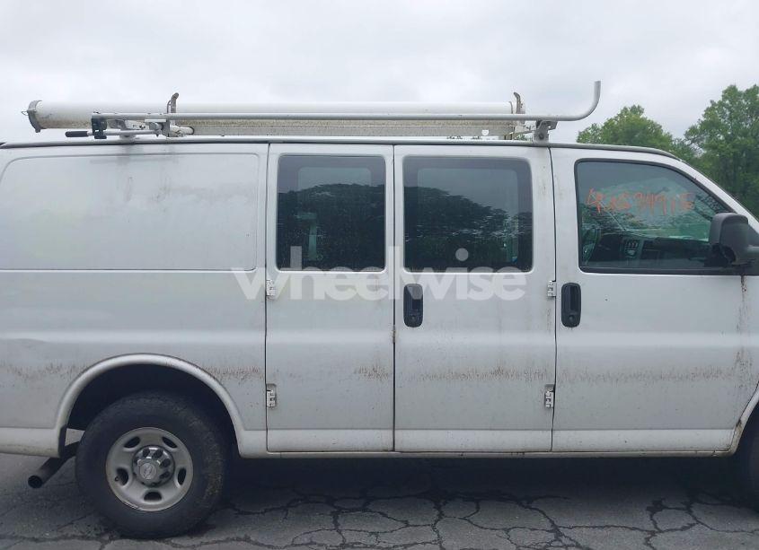 Photo 13 of 2017 Chevrolet Express 2500 WORK VAN (VIN 1GCWGAFF5H1150196)