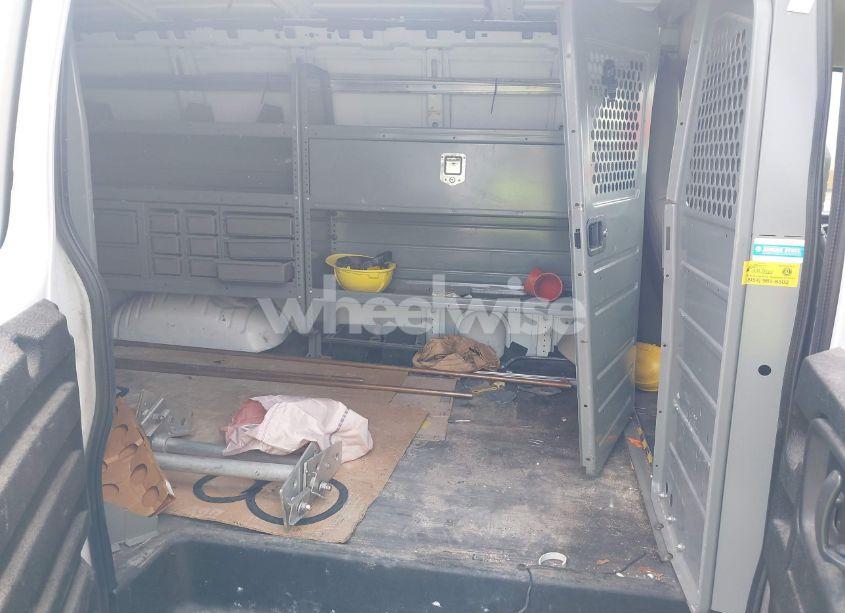 Photo 8 of 2017 Chevrolet Express 2500 WORK VAN (VIN 1GCWGAFF5H1289857)