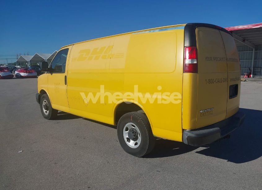 Photo 3 of 2017 Chevrolet Express 2500 WORK VAN (VIN 1GCWGAFF5H1348664)