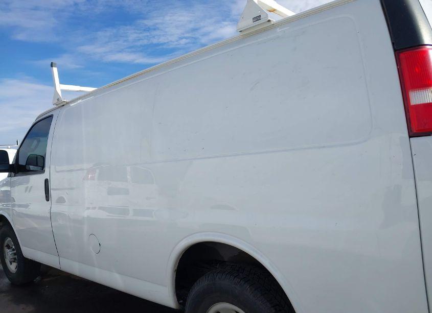 Photo 14 of 2017 Chevrolet Express 2500 WORK VAN (VIN 1GCWGAFF6H1132807)