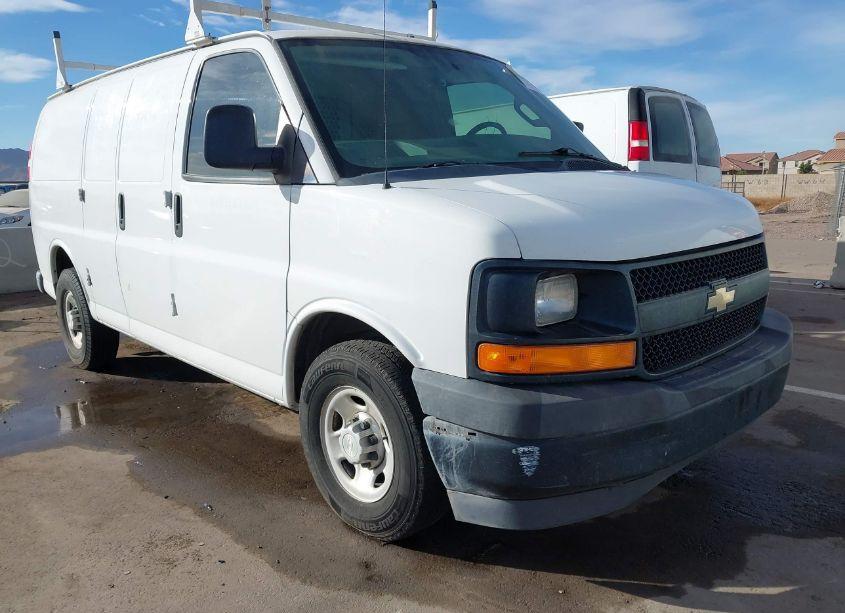 Photo 6 of 2017 Chevrolet Express 2500 WORK VAN (VIN 1GCWGAFF6H1132807)