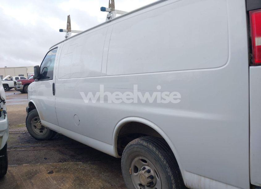 Photo 14 of 2017 Chevrolet Express 2500 WORK VAN (VIN 1GCWGAFF6H1176404)