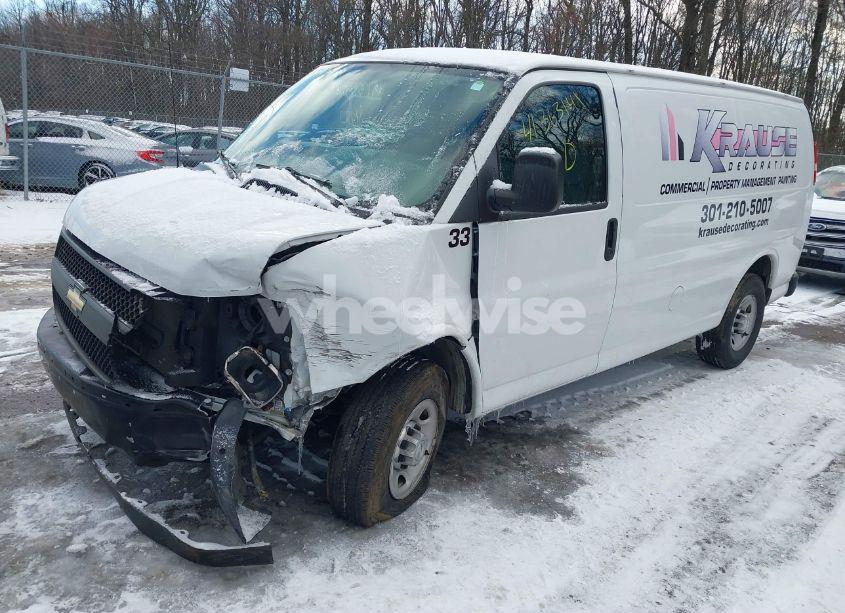 Photo 2 of 2017 Chevrolet Express 2500 WORK VAN (VIN 1GCWGAFF7H1352294)