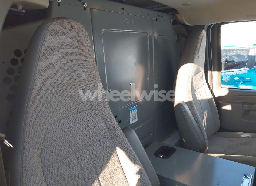 Photo 8 of 2016 Chevrolet Express 2500 WORK VAN (VIN 1GCWGAFF8G1337687)