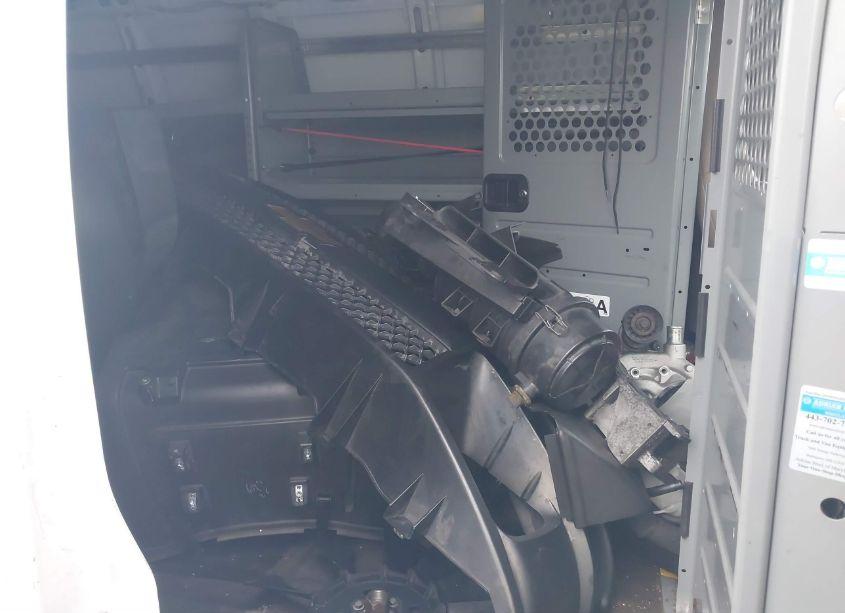 Photo 8 of 2017 Chevrolet Express 2500 WORK VAN (VIN 1GCWGAFF8H1321037)