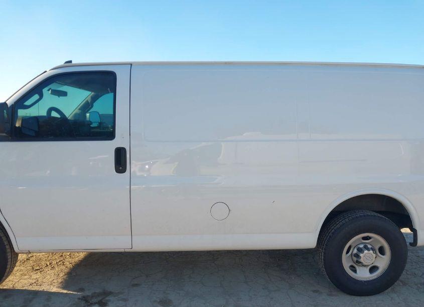 Photo 14 of 2016 Chevrolet Express 2500 WORK VAN (VIN 1GCWGAFFXG1131822)