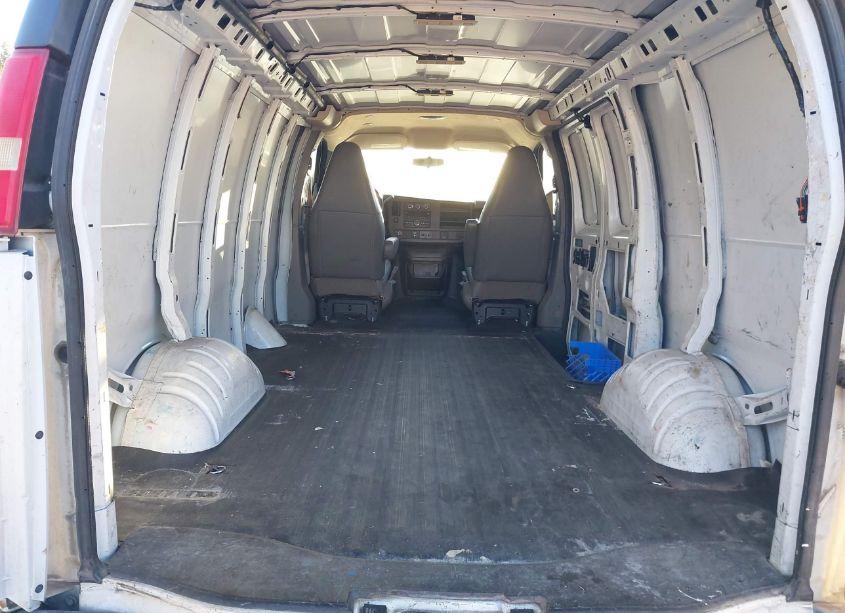 Photo 8 of 2016 Chevrolet Express 2500 WORK VAN (VIN 1GCWGAFFXG1131822)