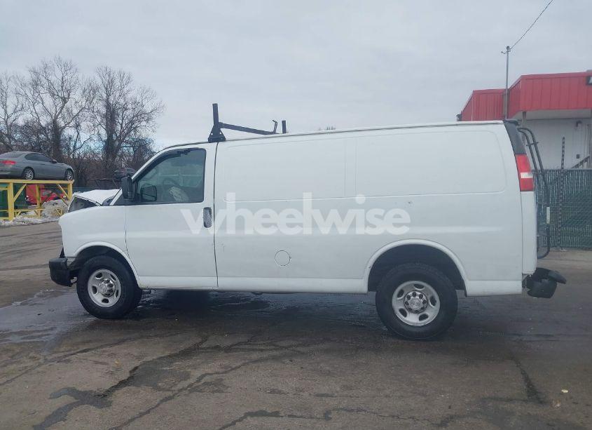 Photo 14 of 2017 Chevrolet Express 2500 WORK VAN (VIN 1GCWGAFFXH1113855)