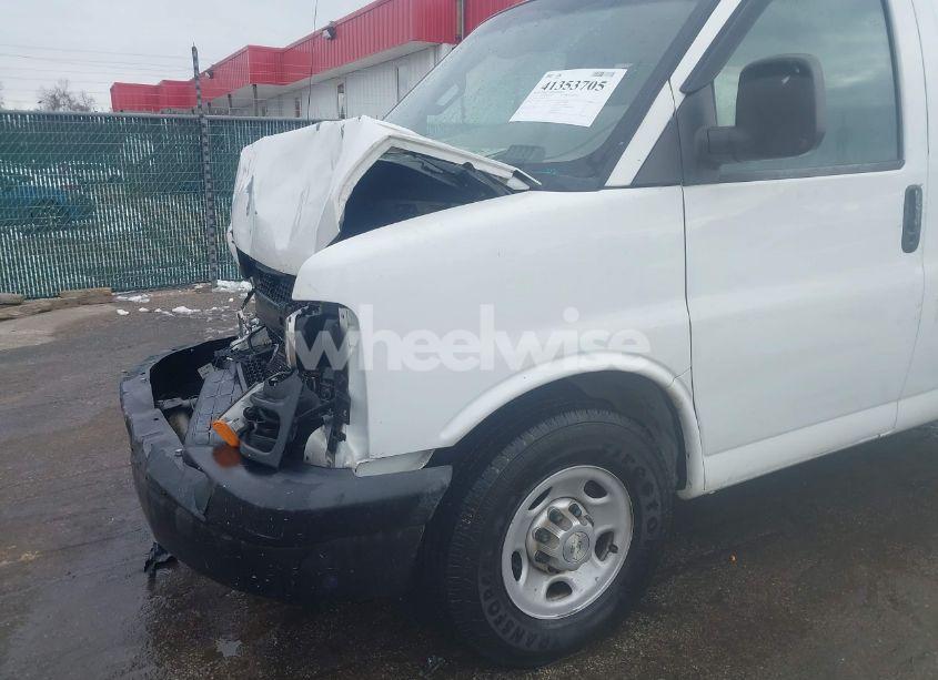 Photo 18 of 2017 Chevrolet Express 2500 WORK VAN (VIN 1GCWGAFFXH1113855)