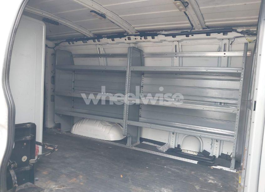 Photo 8 of 2017 Chevrolet Express 2500 WORK VAN (VIN 1GCWGAFFXH1129327)