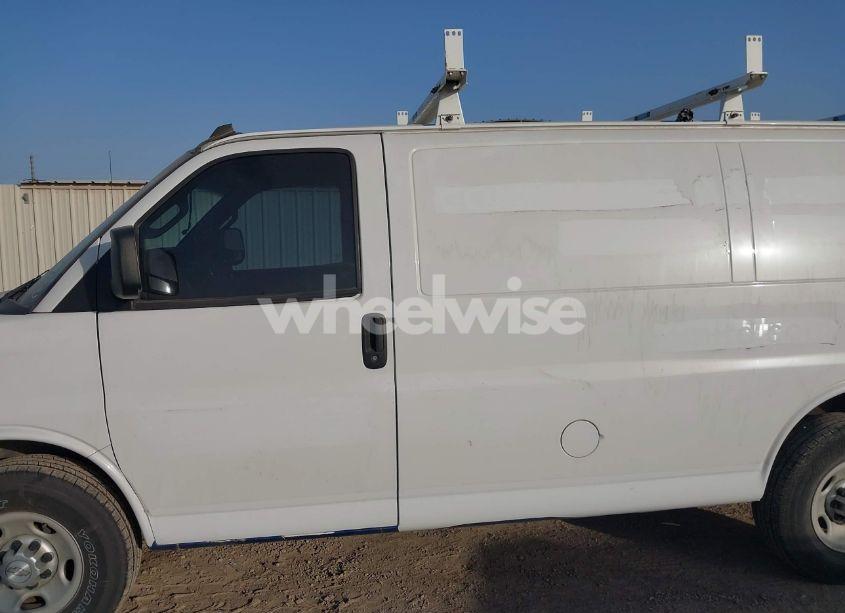 Photo 14 of 2017 Chevrolet Express 2500 WORK VAN (VIN 1GCWGAFFXH1161758)