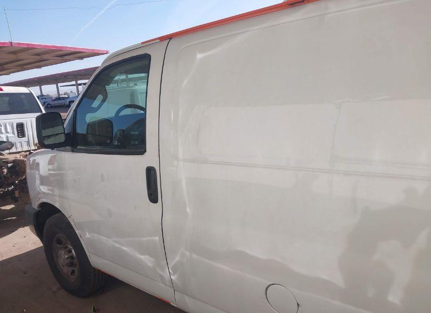 Photo 14 of 2019 Chevrolet Express 2500 WORK VAN (VIN 1GCWGAFG0K1308167)