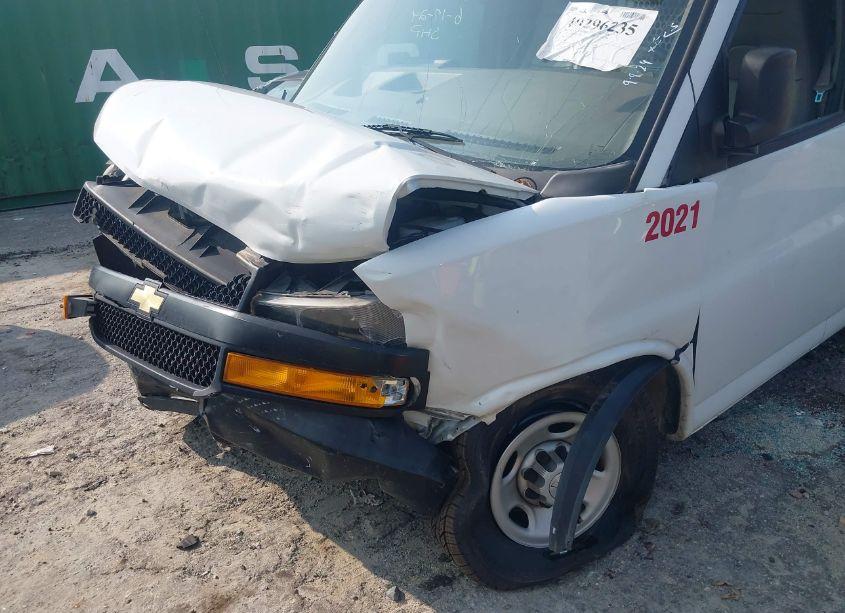 Photo 6 of 2020 Chevrolet Express CARGO RWD 2500 REGULAR WHEELBASE WT (VIN 1GCWGAFG0L1117740)