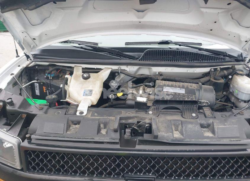 Photo 10 of 2020 Chevrolet Express CARGO RWD 2500 REGULAR WHEELBASE WT (VIN 1GCWGAFG1L1159561)