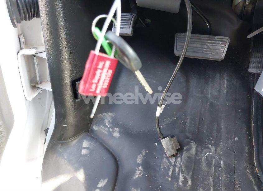 Photo 10 of 2020 Chevrolet Express CARGO RWD 2500 REGULAR WHEELBASE WT (VIN 1GCWGAFG1L1220326)