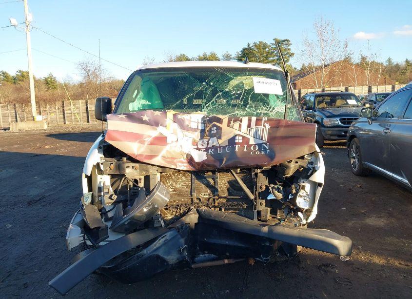 Photo 12 of 2018 Chevrolet Express 2500 WORK VAN (VIN 1GCWGAFG2J1212863)