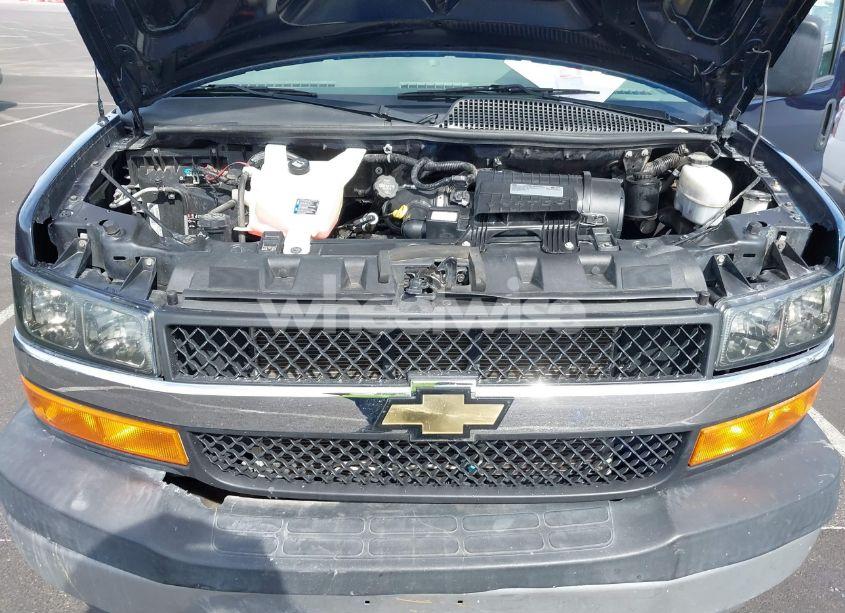 Photo 10 of 2020 Chevrolet Express CARGO RWD 2500 REGULAR WHEELBASE WT (VIN 1GCWGAFG2L1184310)