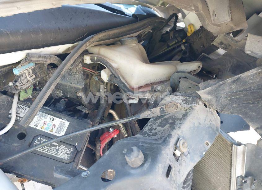 Photo 10 of 2020 Chevrolet Express CARGO RWD 2500 REGULAR WHEELBASE WT (VIN 1GCWGAFG2L1270362)