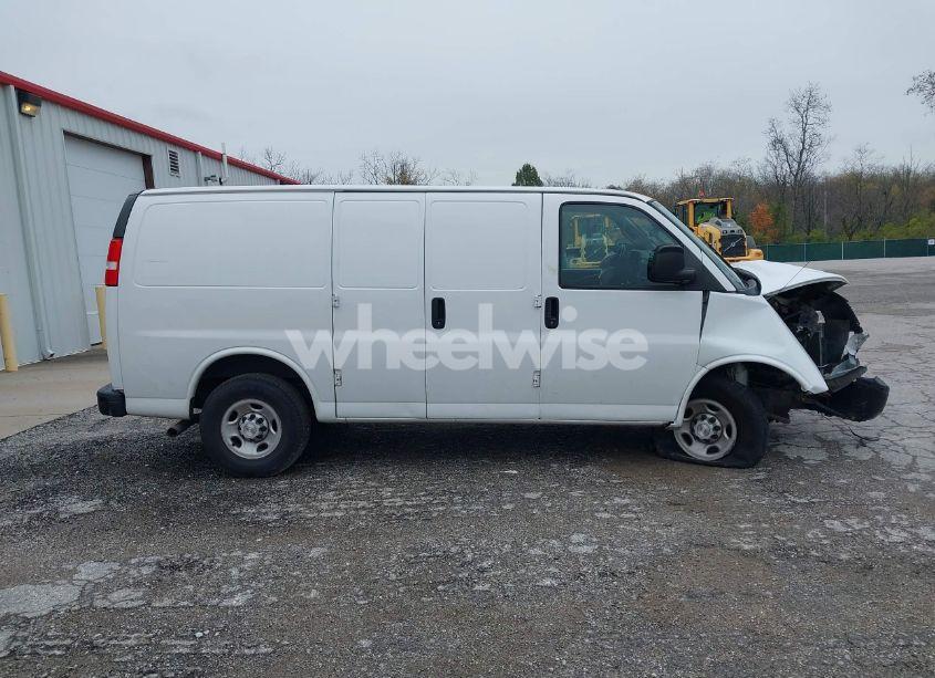 Photo 14 of 2020 Chevrolet Express CARGO RWD 2500 REGULAR WHEELBASE WT (VIN 1GCWGAFG2L1270362)