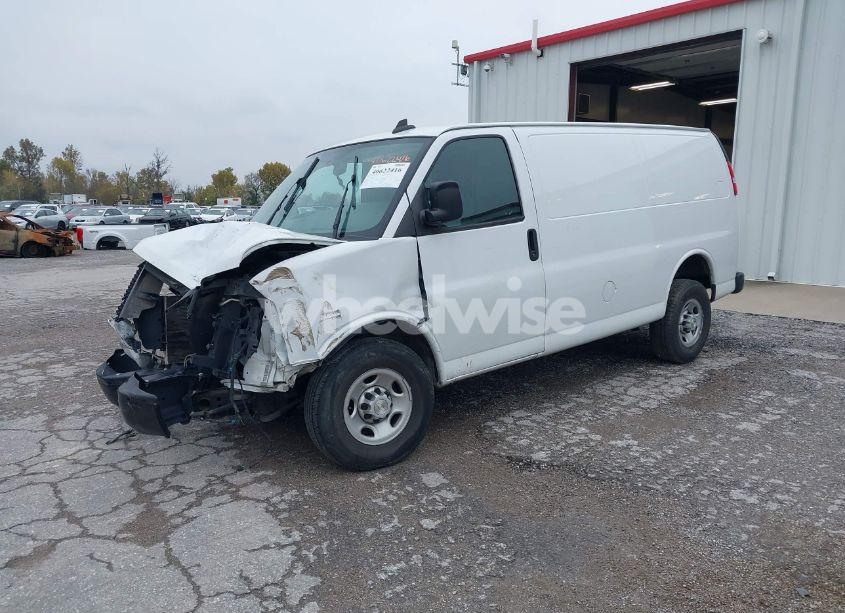 Photo 2 of 2020 Chevrolet Express CARGO RWD 2500 REGULAR WHEELBASE WT (VIN 1GCWGAFG2L1270362)