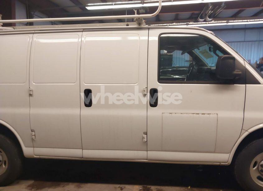 Photo 13 of 2020 Chevrolet Express CARGO RWD 2500 REGULAR WHEELBASE WT (VIN 1GCWGAFG3L1267244)