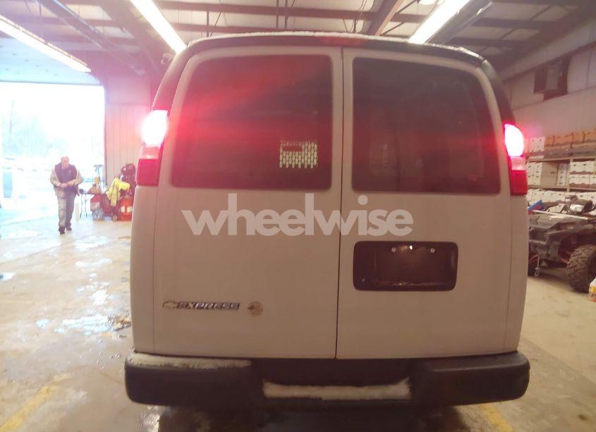 Photo 16 of 2020 Chevrolet Express CARGO RWD 2500 REGULAR WHEELBASE WT (VIN 1GCWGAFG3L1267244)