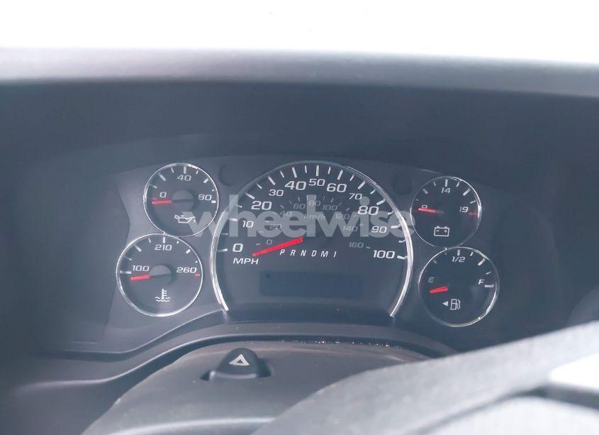 Photo 7 of 2018 Chevrolet Express 2500 WORK VAN (VIN 1GCWGAFG4J1272563)