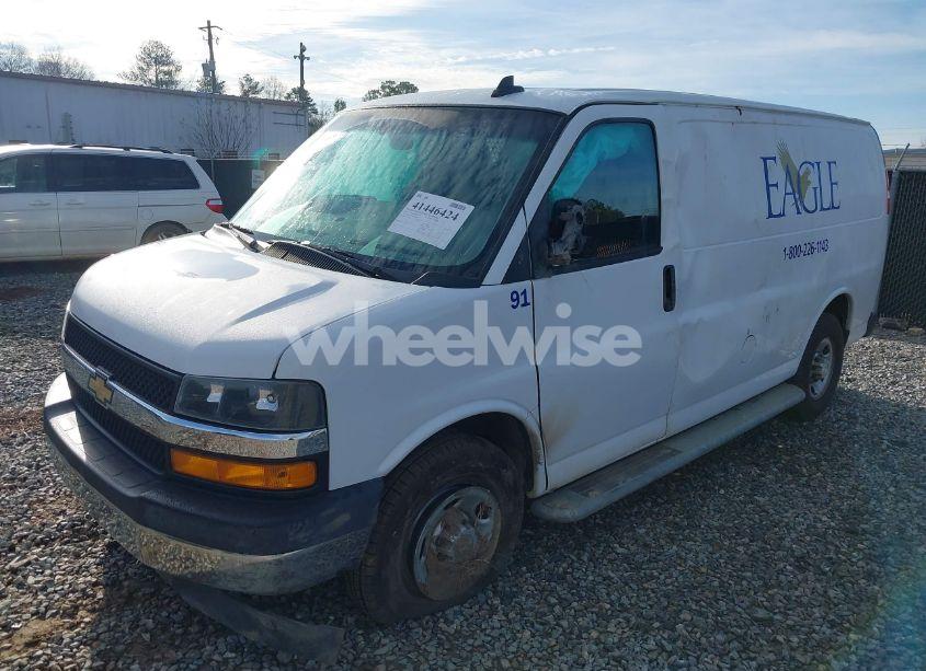 Photo 2 of 2019 Chevrolet Express 2500 WORK VAN (VIN 1GCWGAFG4K1369022)