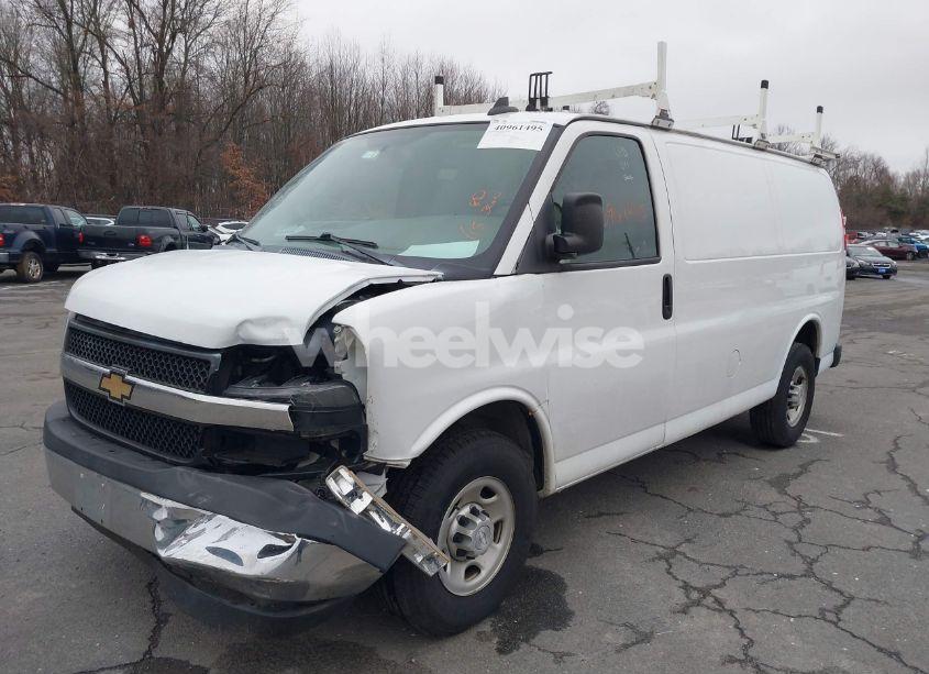 Photo 2 of 2019 Chevrolet Express 2500 WORK VAN (VIN 1GCWGAFG5K1143961)