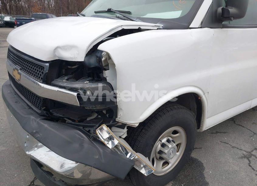 Photo 6 of 2019 Chevrolet Express 2500 WORK VAN (VIN 1GCWGAFG5K1143961)