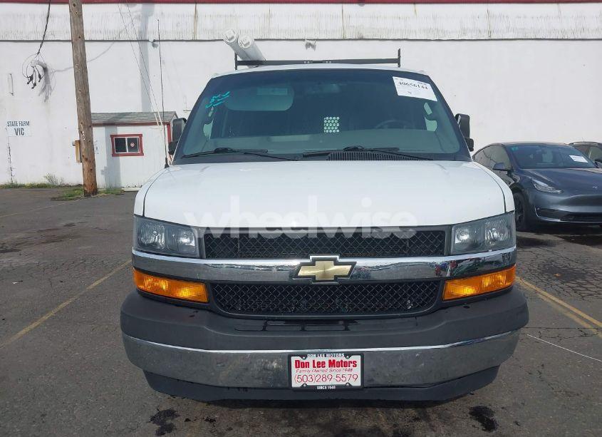 Photo 12 of 2019 Chevrolet Express 2500 WORK VAN (VIN 1GCWGAFG5K1231294)