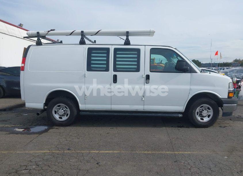 Photo 13 of 2019 Chevrolet Express 2500 WORK VAN (VIN 1GCWGAFG5K1231294)