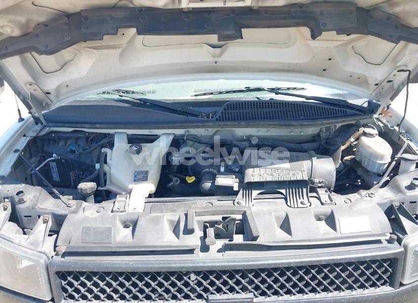 Photo 10 of 2019 Chevrolet Express 2500 WORK VAN (VIN 1GCWGAFG5K1266398)