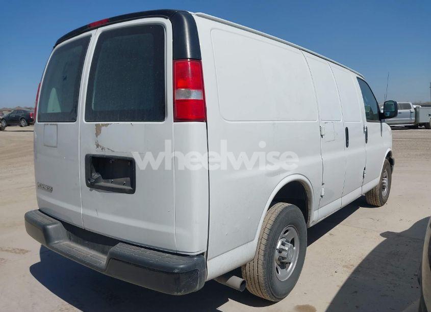 Photo 4 of 2019 Chevrolet Express 2500 WORK VAN (VIN 1GCWGAFG5K1266398)