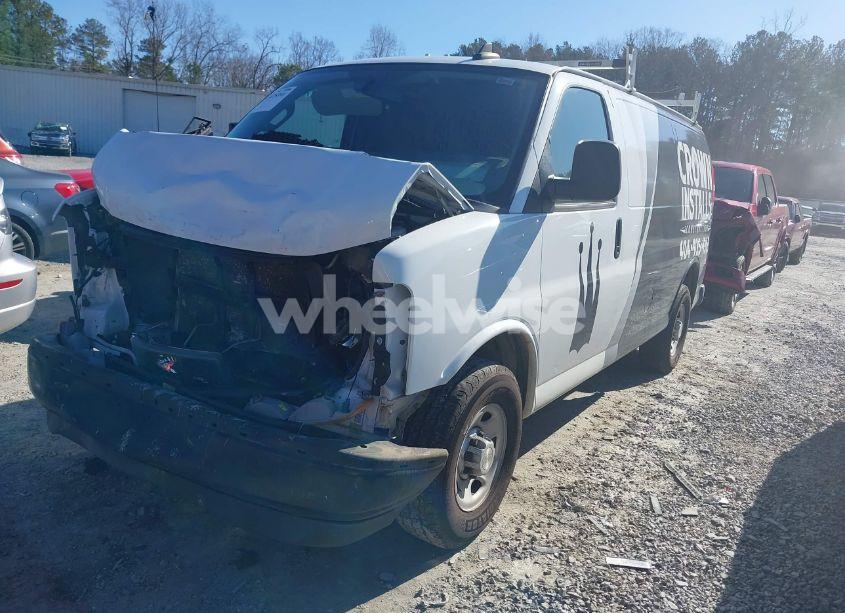 Photo 2 of 2020 Chevrolet Express CARGO RWD 2500 REGULAR WHEELBASE WT (VIN 1GCWGAFG5L1274793)
