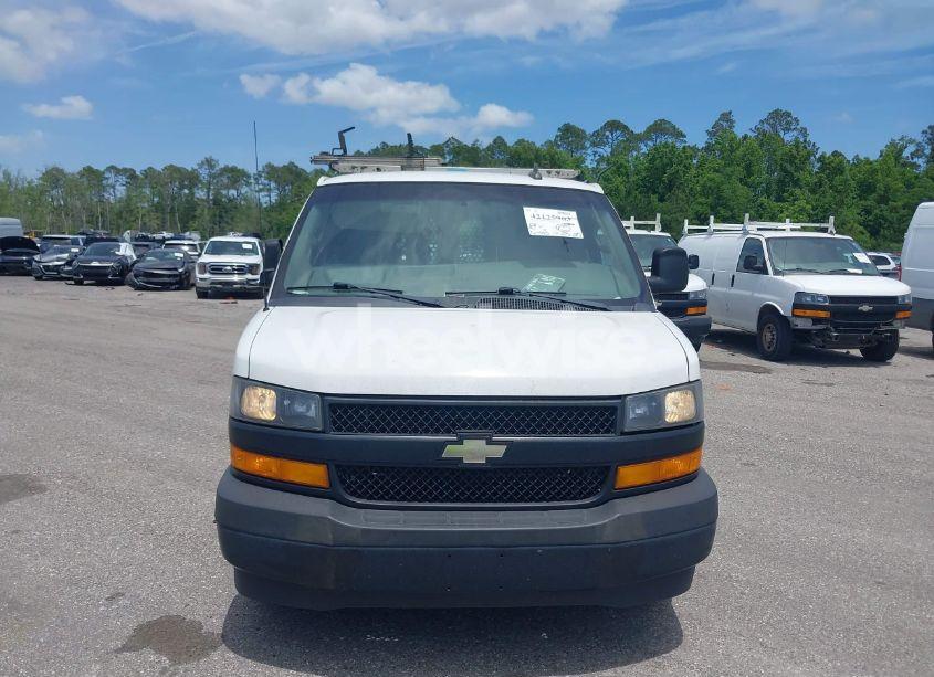 Photo 6 of 2018 Chevrolet Express 2500 WORK VAN (VIN 1GCWGAFG6J1268224)