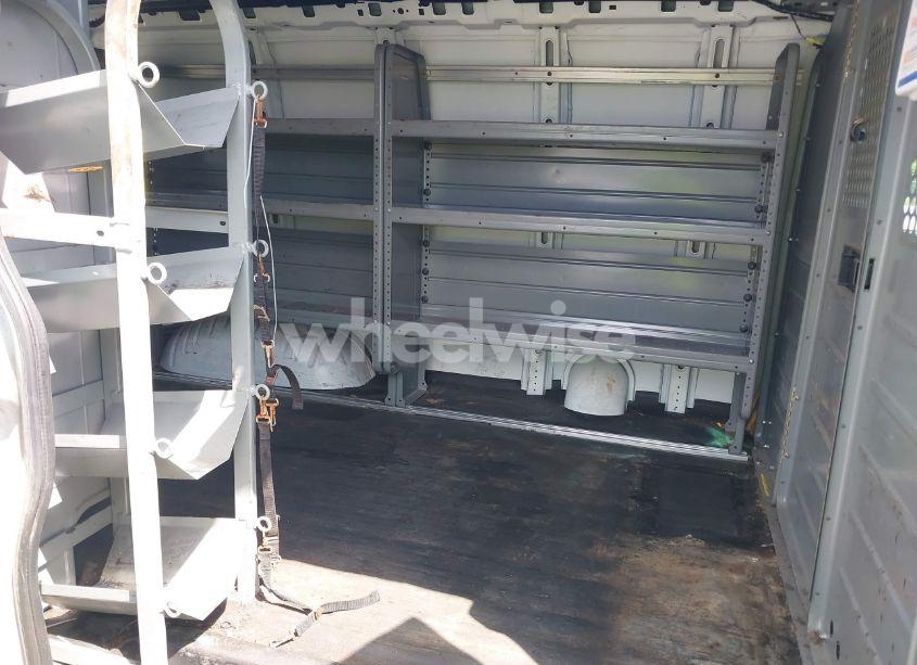 Photo 8 of 2018 Chevrolet Express 2500 WORK VAN (VIN 1GCWGAFG6J1268224)