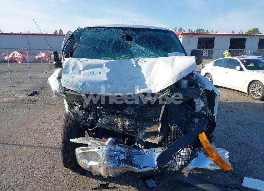 Photo 12 of 2018 Chevrolet Express 2500 WORK VAN (VIN 1GCWGAFG6J1907539)