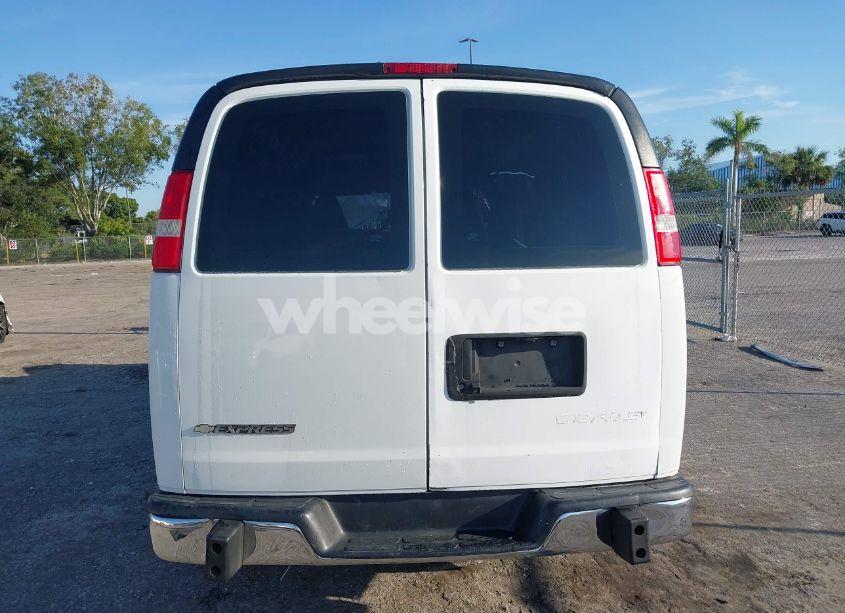 Photo 16 of 2018 Chevrolet Express 2500 WORK VAN (VIN 1GCWGAFG6J1907539)