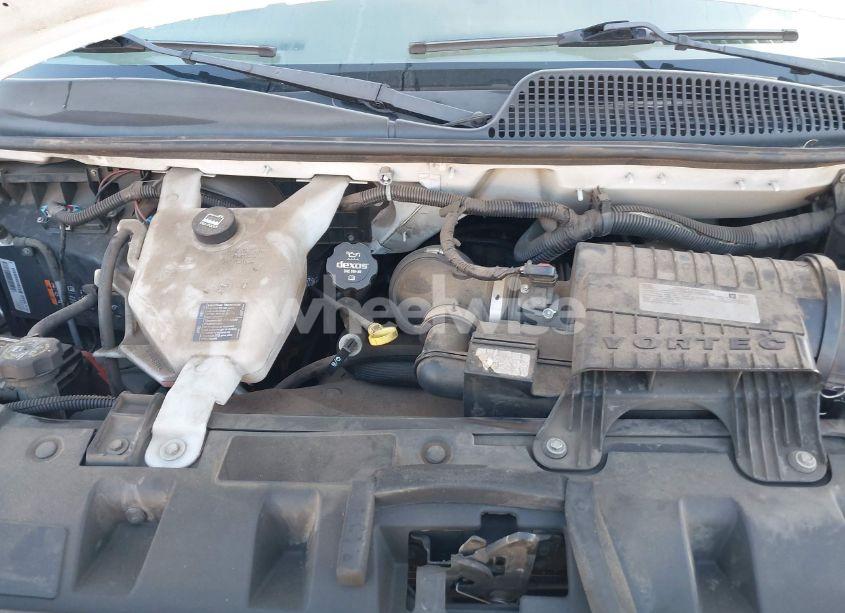 Photo 10 of 2018 Chevrolet Express 2500 WORK VAN (VIN 1GCWGAFG7J1906173)