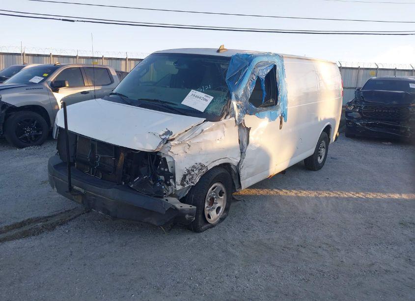 Photo 2 of 2019 Chevrolet Express 2500 WORK VAN (VIN 1GCWGAFG7K1196290)