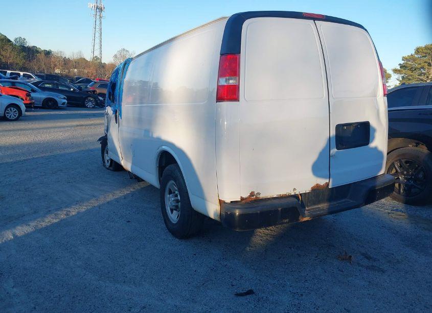 Photo 3 of 2019 Chevrolet Express 2500 WORK VAN (VIN 1GCWGAFG7K1196290)