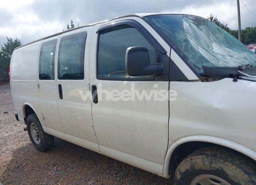 Photo 13 of 2019 Chevrolet Express 2500 WORK VAN (VIN 1GCWGAFG7K1372805)