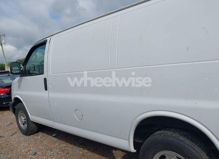 Photo 14 of 2019 Chevrolet Express 2500 WORK VAN (VIN 1GCWGAFG7K1372805)