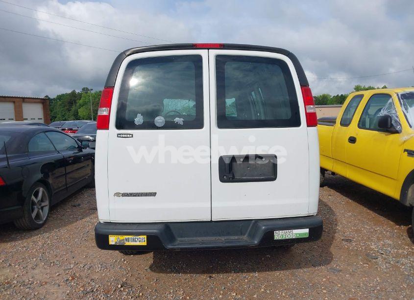 Photo 16 of 2019 Chevrolet Express 2500 WORK VAN (VIN 1GCWGAFG7K1372805)