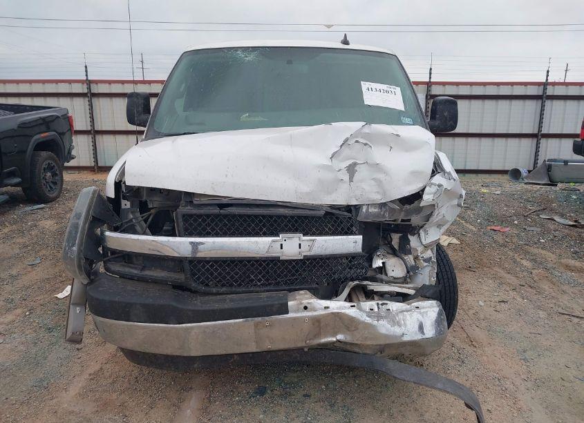 Photo 12 of 2020 Chevrolet Express CARGO RWD 2500 REGULAR WHEELBASE WT (VIN 1GCWGAFG7L1240533)