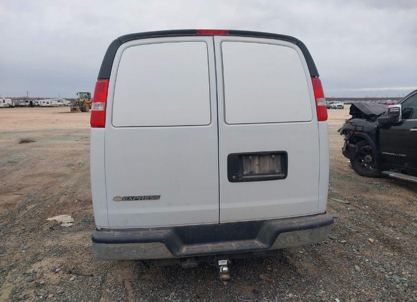 Photo 16 of 2020 Chevrolet Express CARGO RWD 2500 REGULAR WHEELBASE WT (VIN 1GCWGAFG7L1240533)